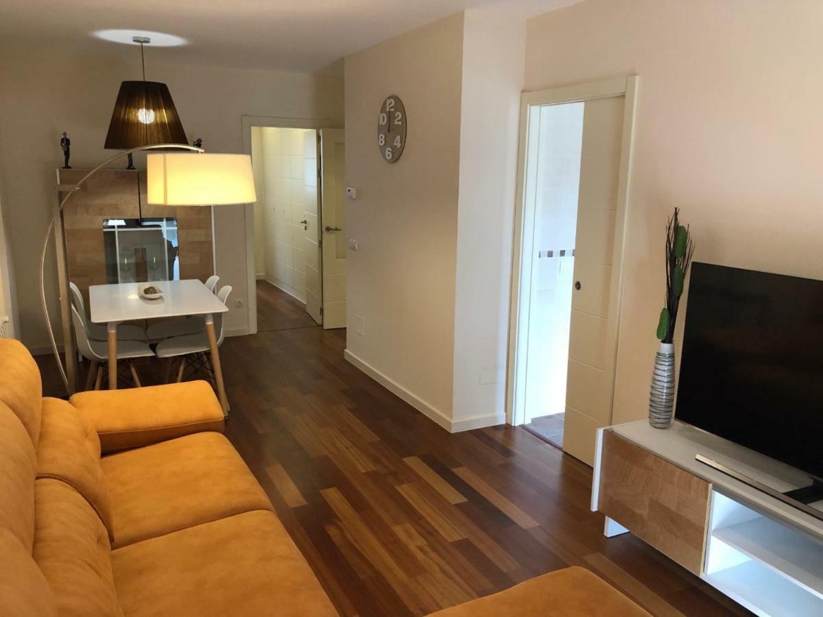 Destino Deluxe Pirineo Appartement Sabiñánigo Buitenkant foto